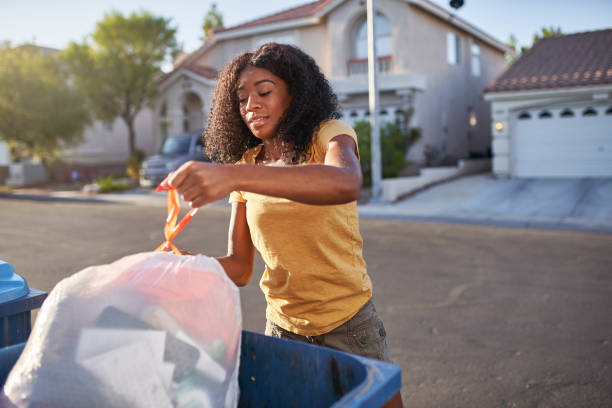 Commercial Cleanout Services in Hemlock, MI